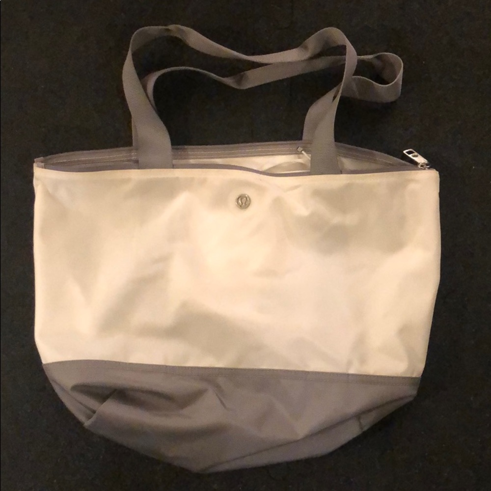lululemon White and Gray Tote